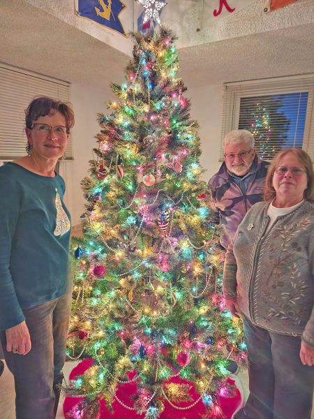 CYC Players and Tree