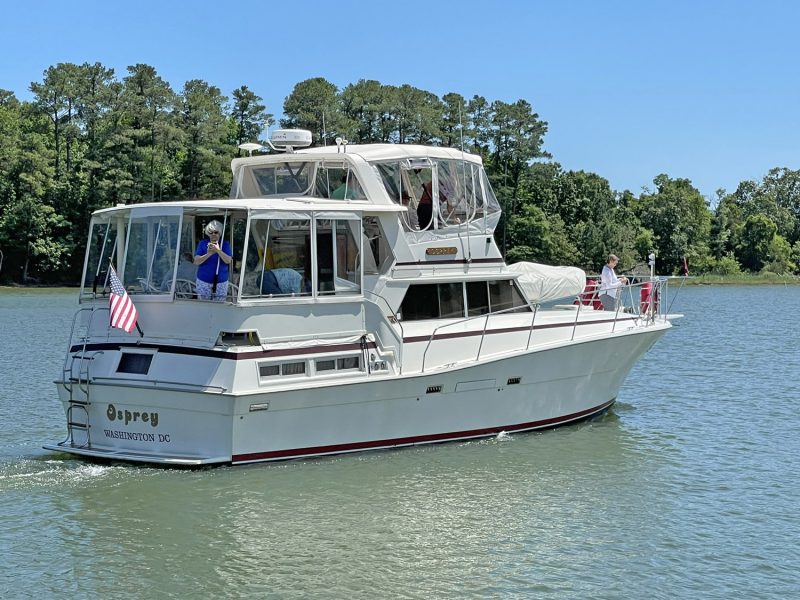 Osprey Heading to CYC